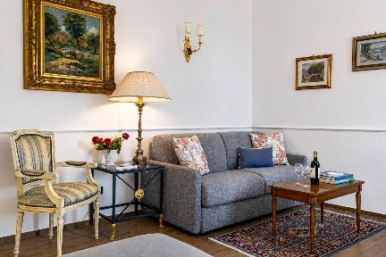 Firenze, Beccaria - Colombo, Piazza Cesare Beccaria, 6