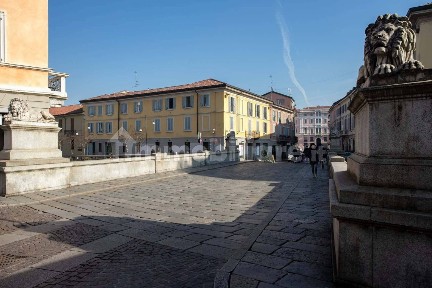 Trilocale via de Gradi, Centro Storico, Monza