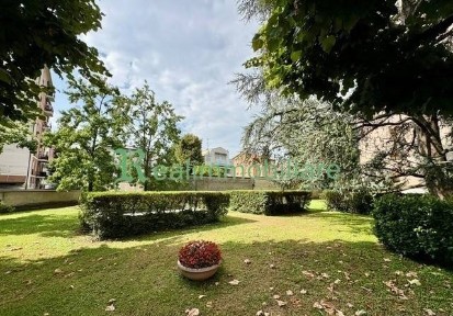 Quadrilocale via Umberto Biancamano, Triante, Monza