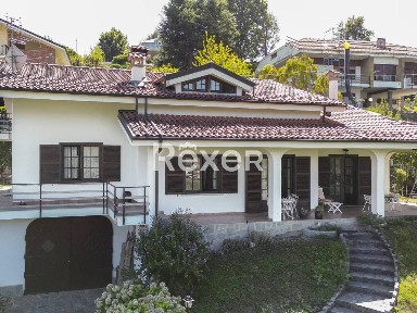 Villa unifamiliare via Micheletta, 23, Centro, Avigliana