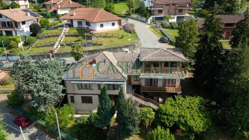 Rosta, Viale XXV Aprile, 16