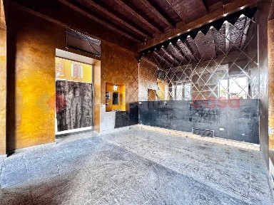 Bar in Affitto