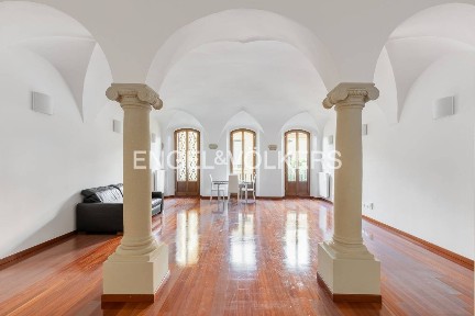 Bologna, Centro Storico, Via Nazario Sauro