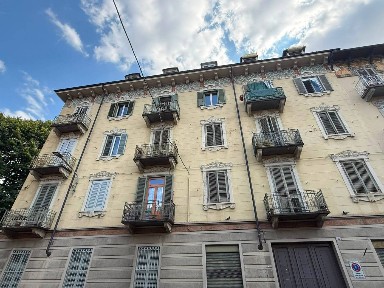 Mansarda via Urbino 6, Aurora, Torino