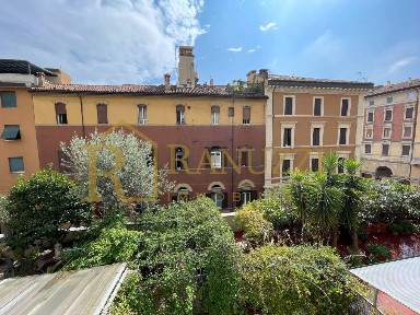 Bologna, Irnerio, Via del Borgo di San Pietro, 50