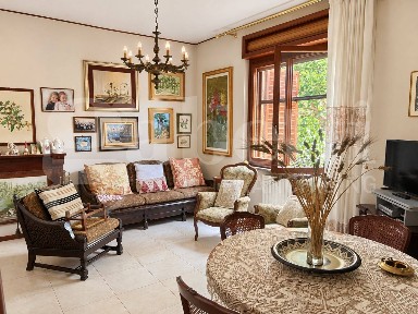 Villa unifamiliare via Cairoli, 28, Centro, Oristano