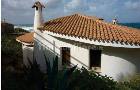 Villa all'asta Cala degli Albatros, Tresnuraghes
