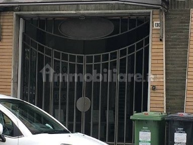 Locale commerciale in Affitto