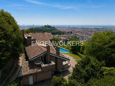 Villa unifamiliare via Costalunga, Crocifissa di Rosa, Brescia