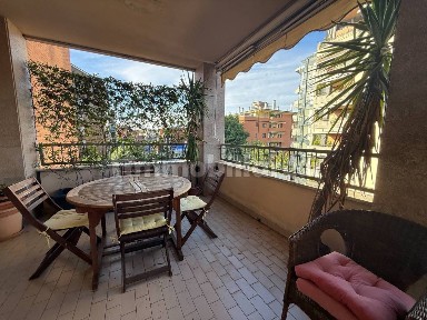 Trilocale via Luigi Manzotti 15, Dergano, Milano