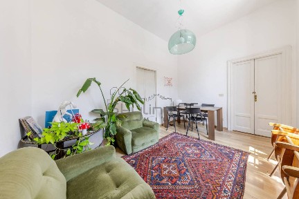 Bilocale via Solferino 11, Lanza, Milano