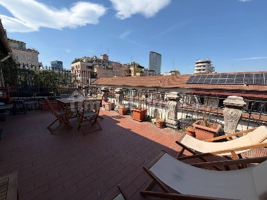 Milano, Repubblica, Via San Gregorio, 53