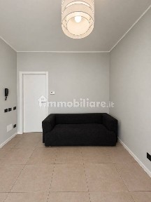 Trilocale via Modica, Famagosta, Milano