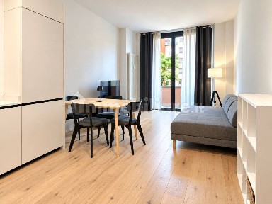 Bilocale via Varese 6, Moscova, Milano
