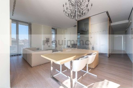 Bilocale viale della Liberazione, 15, Porta Nuova, Milano