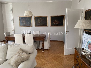 Quadrilocale viale Bianca Maria 7, Guastalla, Milano