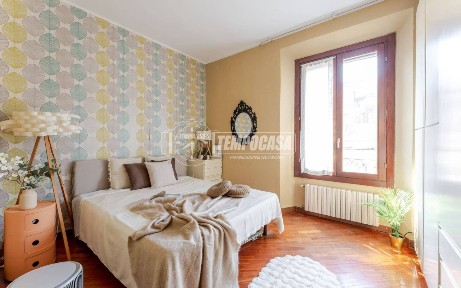 Bilocale via Rosolino Pilo 7, Porta Venezia, Milano