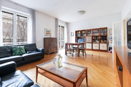 Quadrilocale viale Nazario Sauro 9, Isola, Milano