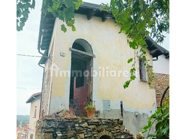 Casa indipendente all'asta frazione Costa Carnara, via Ruffini, 137, Dolcedo