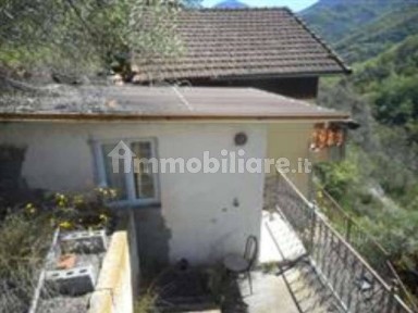 Casa indipendente all'asta Località Rocche, snc, Apricale