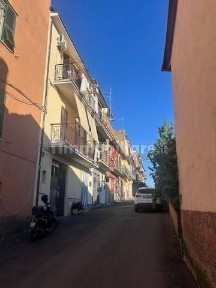 Marta, Via Milano