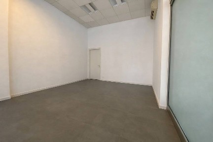 Locale commerciale in Affitto