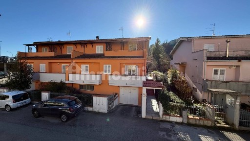 Villa a schiera via Cona 21, Centro, Venarotta