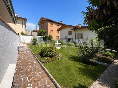 Pordenone, Via Terza Armata, 14