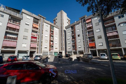 Trilocale viale Le Corbusier 291, Morbella - Cucchiarelli, Latina