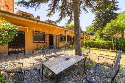 Appartamento in villa, buono stato, 200 m², La Storta, Roma