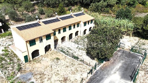 Villa bifamiliare viale India, Le Rughe, Formello