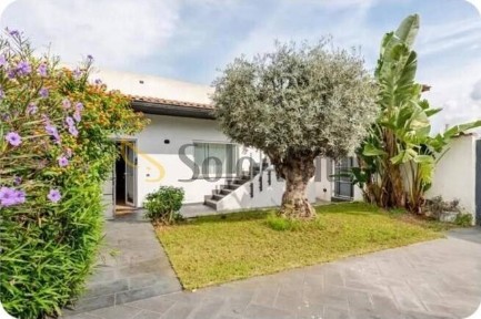 Villa unifamiliare via Giovanni Cena, Fiumicino Paese, Fiumicino