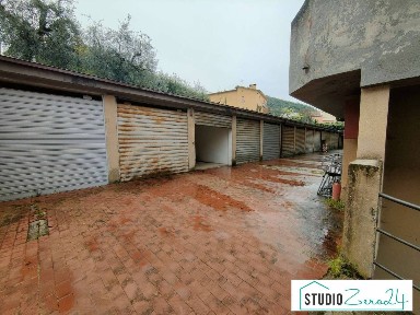 Magazzino - Deposito in Vendita