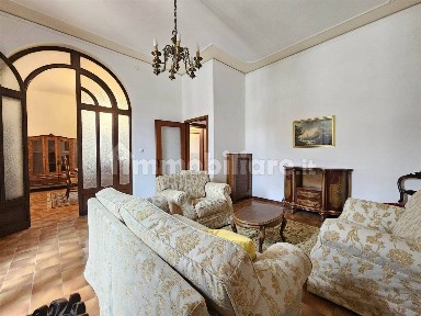 Appartamento ottimo stato, primo piano, Piazza Mazzini - Ospedale Militare, Padova
