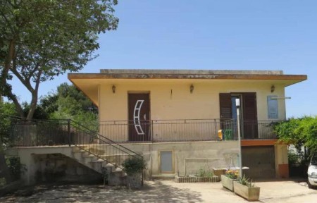 Villa all'asta via G. Clemente, Ragusa