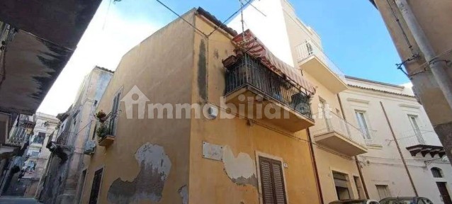 Villa all'asta Sulsenti, Ragusa