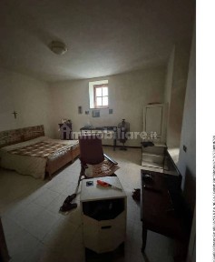 Villa all'asta via Mele 16, Forino