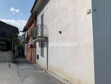 Villa all'asta via Crucis 14, Monteforte Irpino