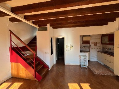 Trilocale via Alberto Mario, Centro Storico, Verona