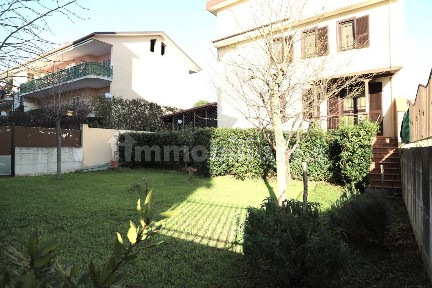 Maddaloni, Via Carrarone, 53