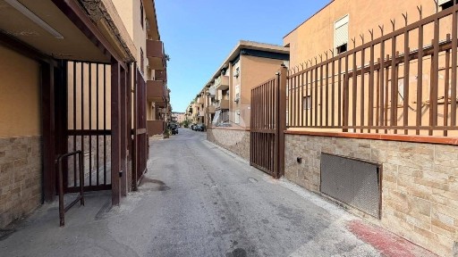 Quadrilocale via inserra 37, Cruillas, Palermo