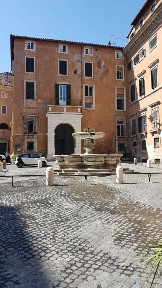 Quadrilocale piazza delle Cinque Scole 23, Ghetto - Portico d'Ottavia, Roma
