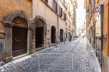 Roma, Campo de' Fiori, Via dei Cartari