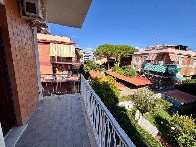 Bilocale via Alessandro Volta, Centro, Santa Marinella