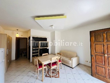 Bilocale via Trento, Maggiona - Area Produttiva, Pomezia