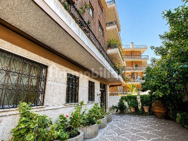 Roma, Fleming, Via Bevagna