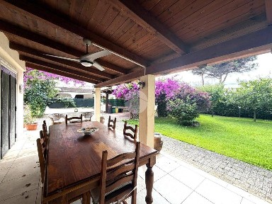 Quadrilocale Porzione di Bifamiliare via delle Viole 77, Villaggio Giornalisti - Poggio, Anzio