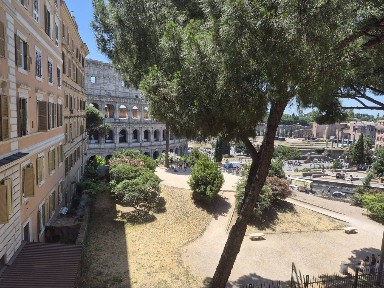 Appartamento piazza del Colosseo, Colosseo - Fori Imperiali, Roma