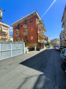 Trilocale via Mario Colacchi, Centro, Genzano di Roma