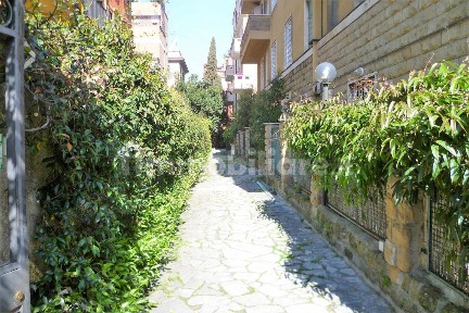 Monolocale via Federico Zuccari 2a, San Saba - Caracalla, Roma